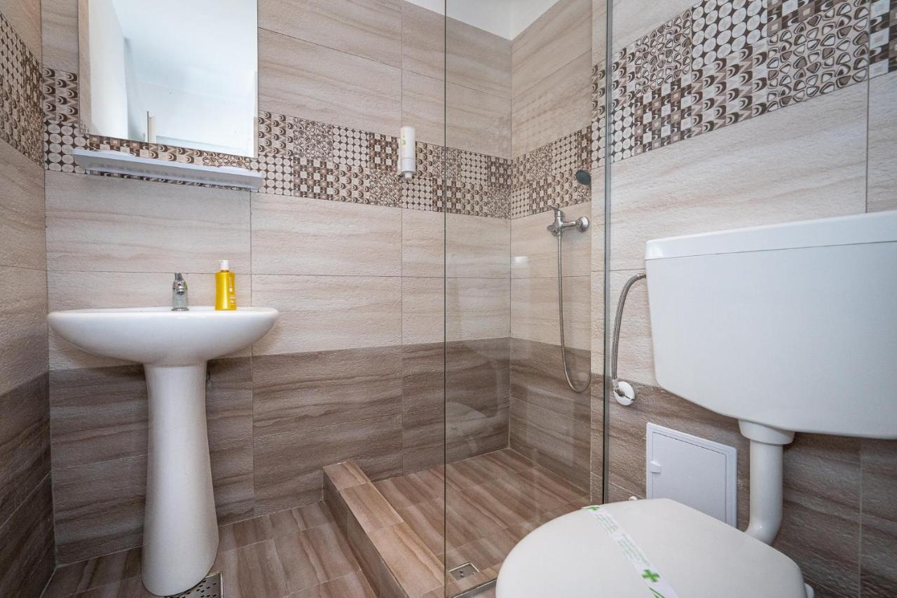 Hotel Irina Венус Екстер'єр фото