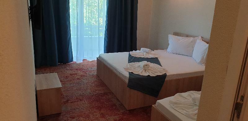 Hotel Irina Венус Екстер'єр фото